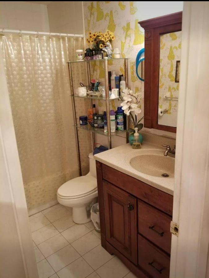 Snug Minimalist Full Bed With 50 Inch Smart Tv, Netflix, Airplay, Mini-Fridge, And 500 Mbps Wifi Near Fiu, Dolphin Mall, Airport Miami Esterno foto